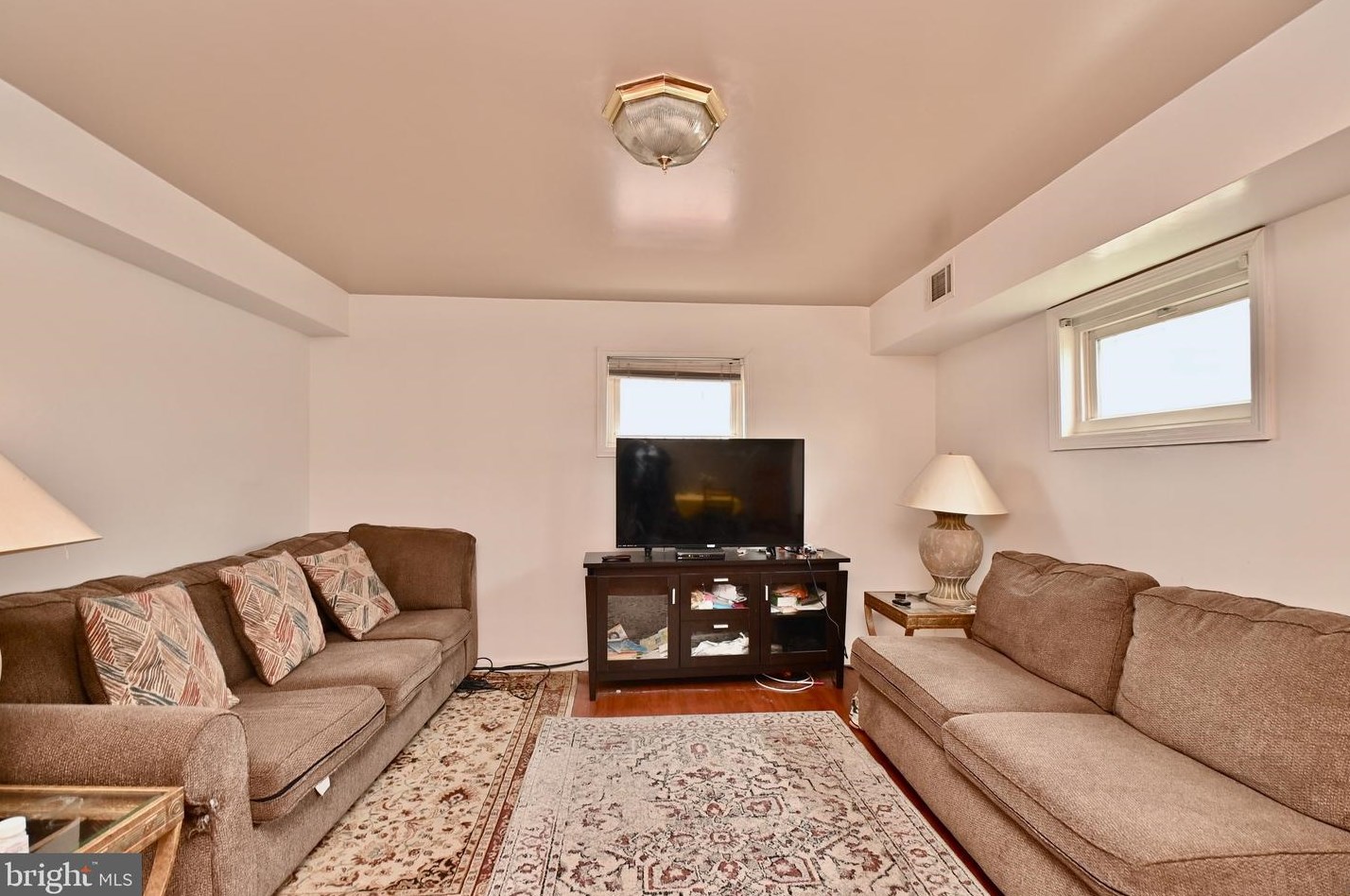 7303 Calder Dr, Capitol Heights MD  20743-3419 exterior