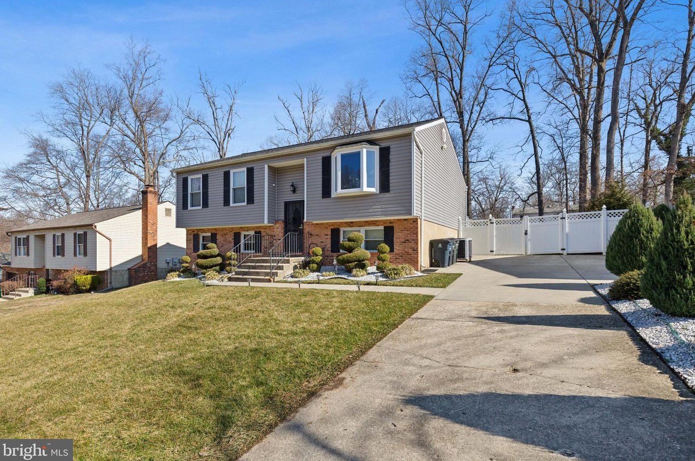 9104 Stacey M Ln, Clinton, MD 20735