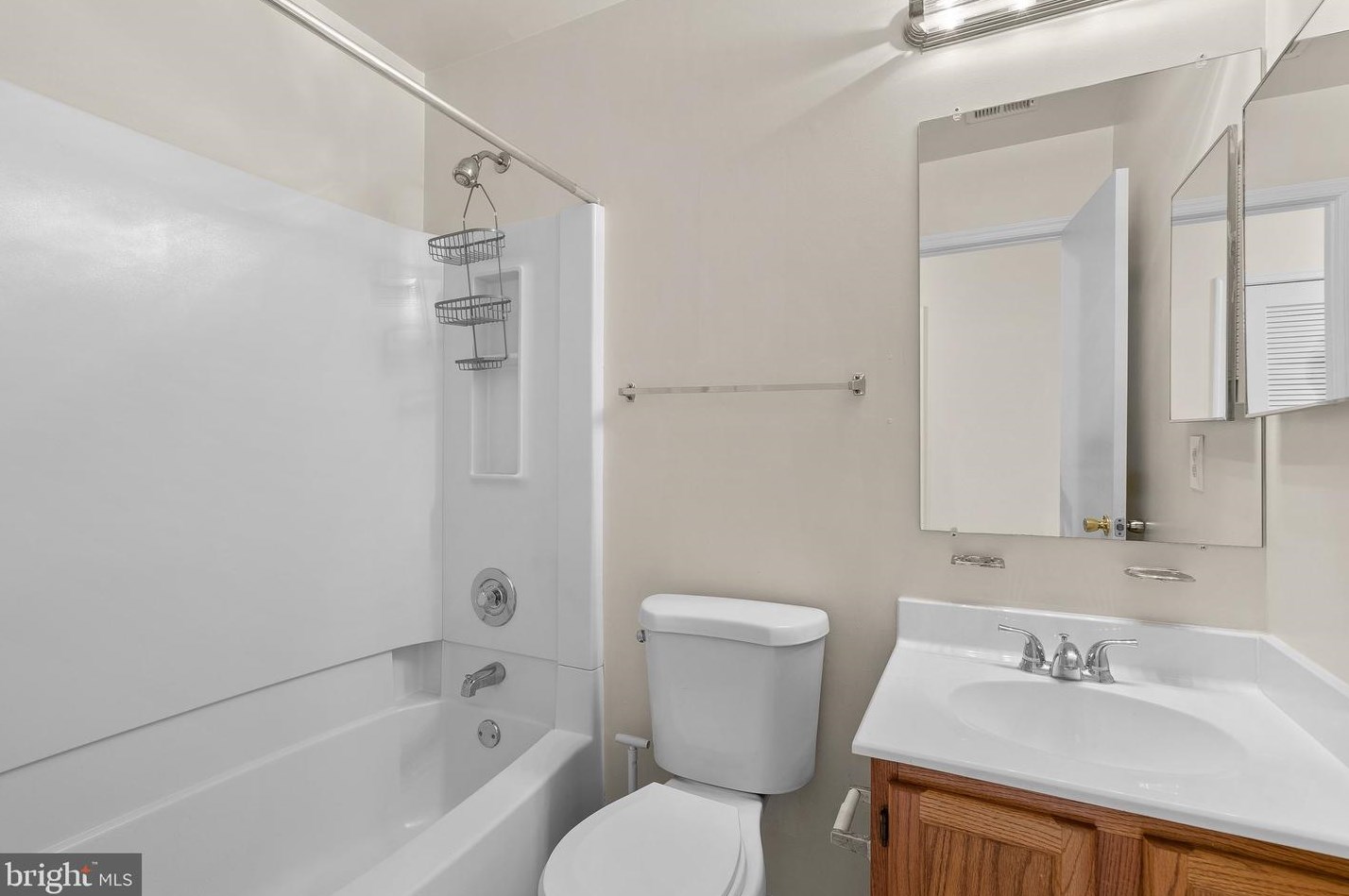 813 Alabaster Ct, Capitol Heights MD  20743-1872 exterior