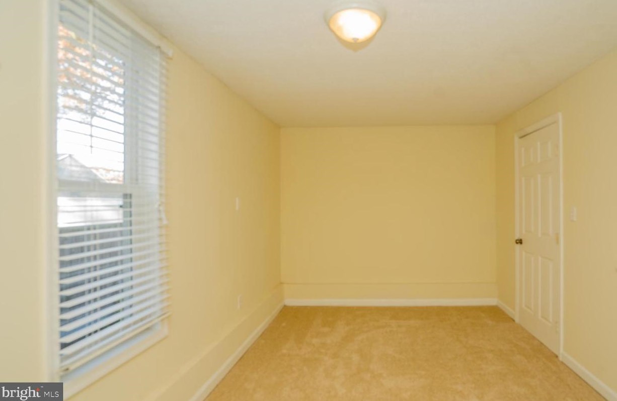 303 69th St, Capitol Heights MD  20743-2114 exterior