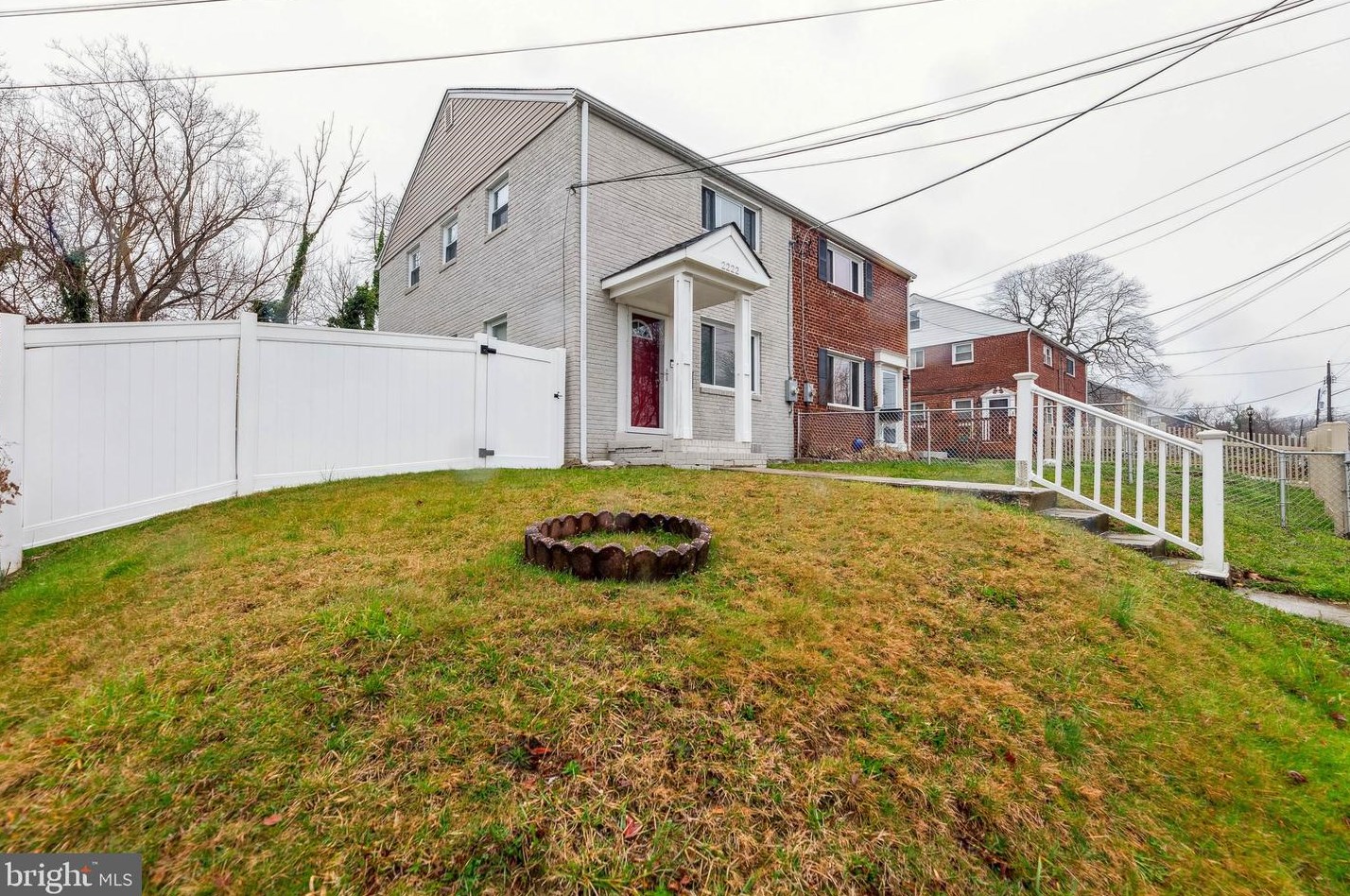 2222 Houston St, Suitland, MD 20746