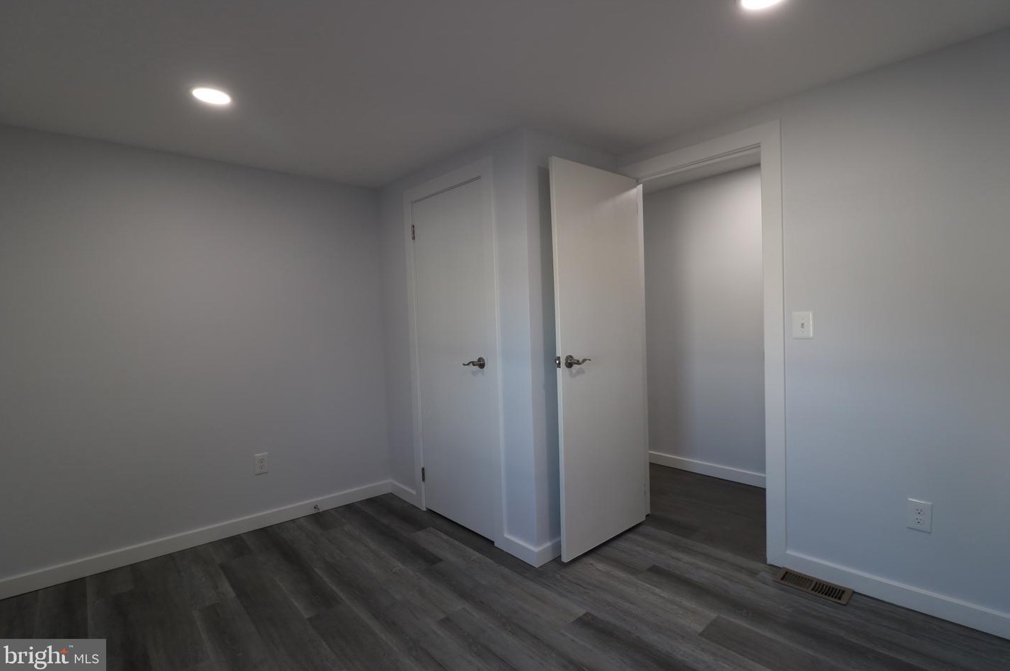 9505 Eugenia Park St, Capitol Heights MD  20743-5034 exterior