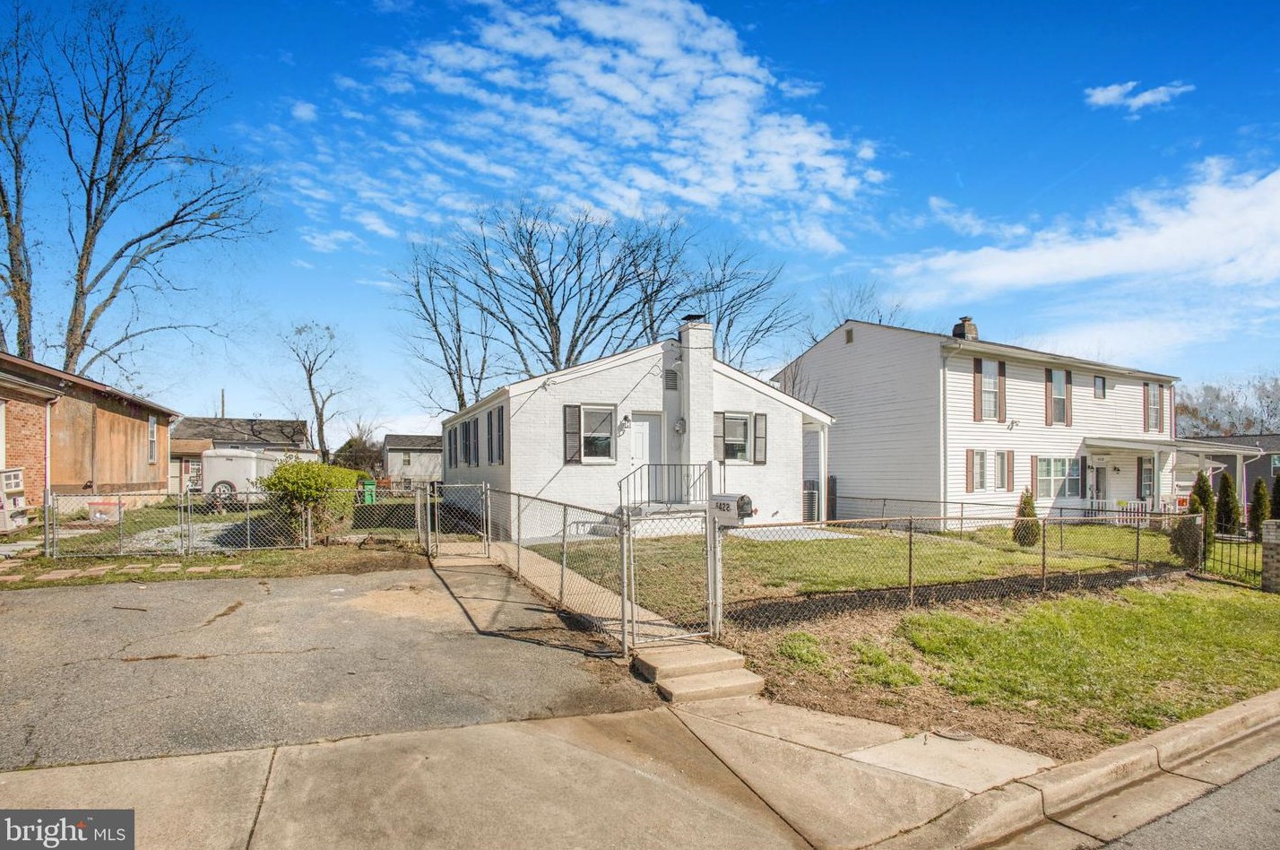 6422 L St, Capitol Heights MD  20743-6324 exterior