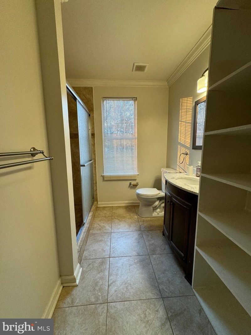 803 Chatsworth Dr, Accokeek MD  20607-2030 exterior