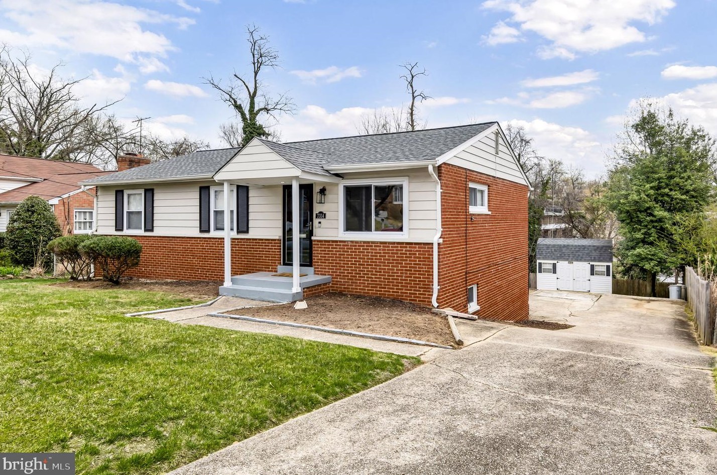 7314 Abbington Dr, Oxon Hill MD  20745-1506 exterior