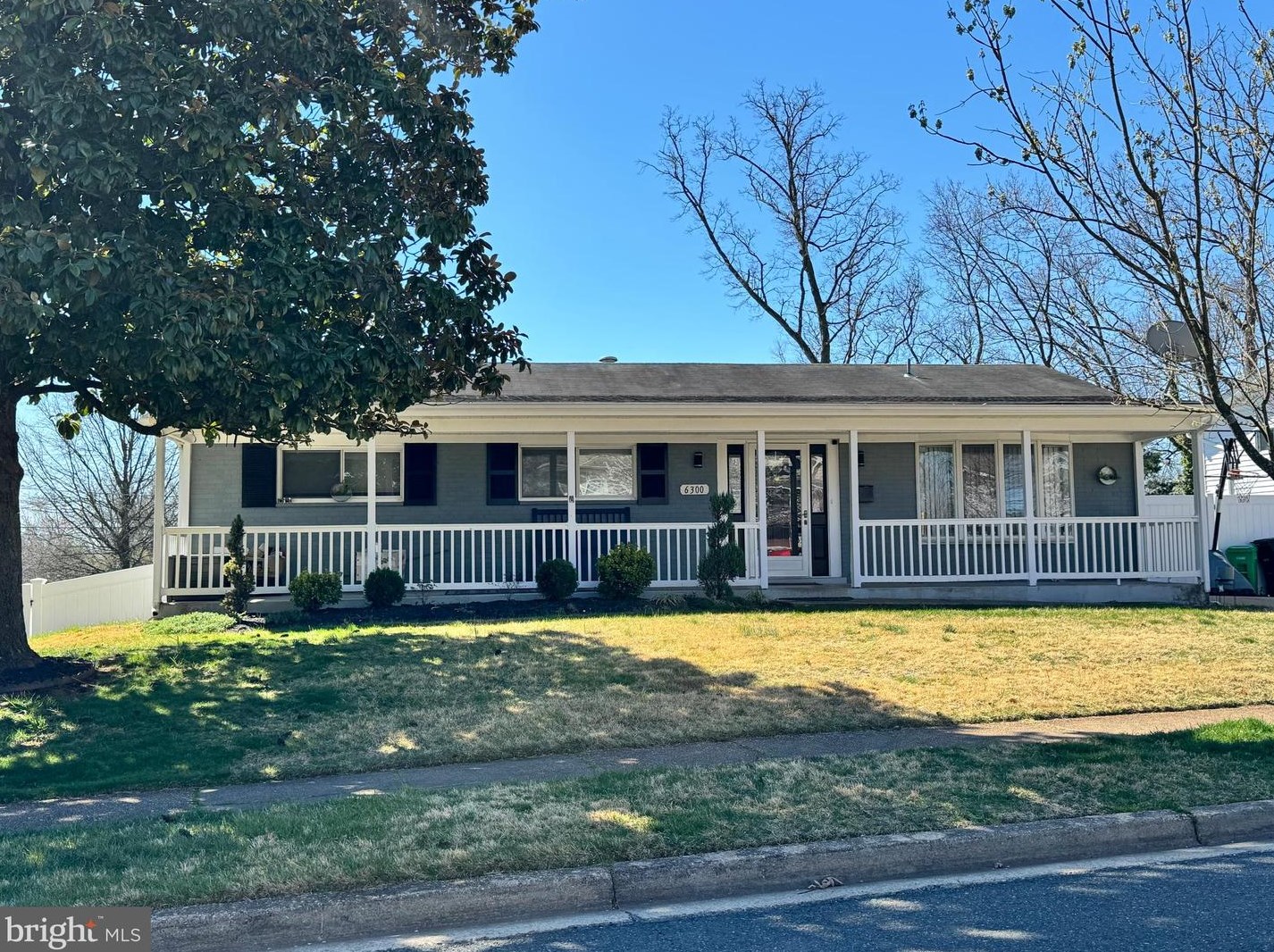 6300 Hardwood Dr, Lanham, MD 20706