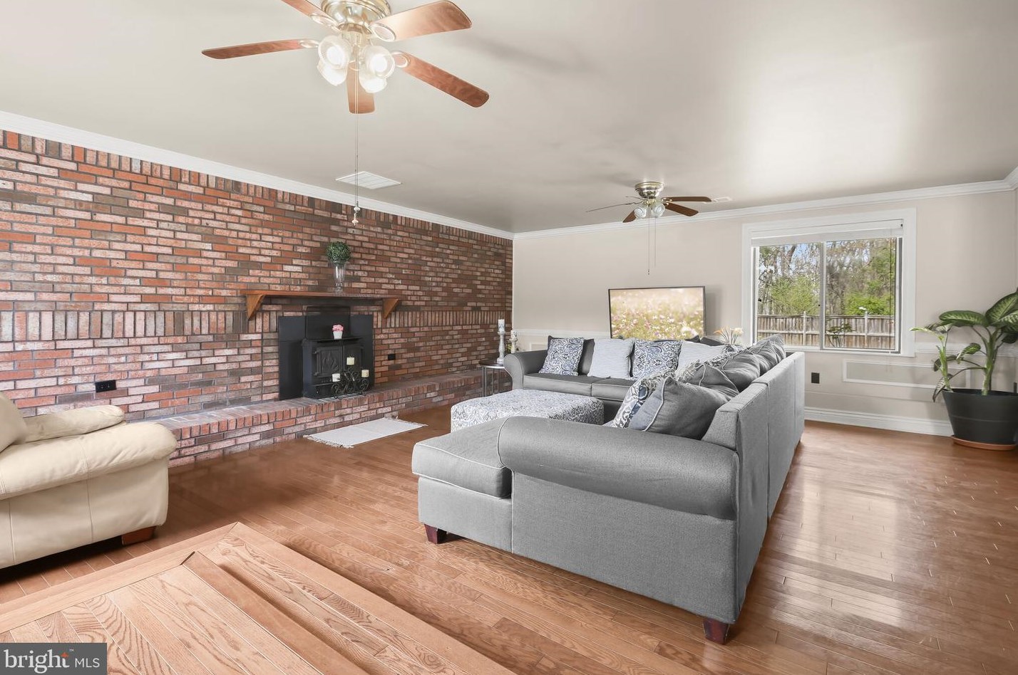 15201 Noblewood Ln, Bowie, MD 20716-1226