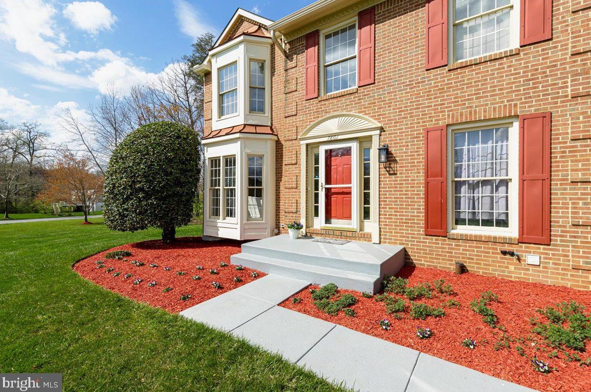 7801 Wingate Dr, Glenn Dale, MD 20769