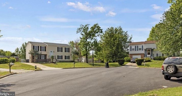 8906 Blackbriar Ct, Fort Washington, MD 20744