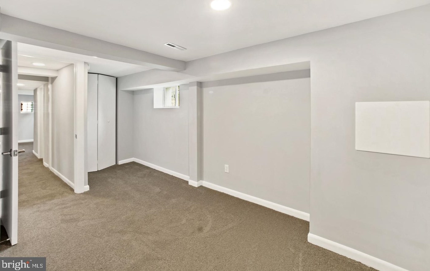 905 Drum Ave, Capitol Heights MD 20743-3951 exterior