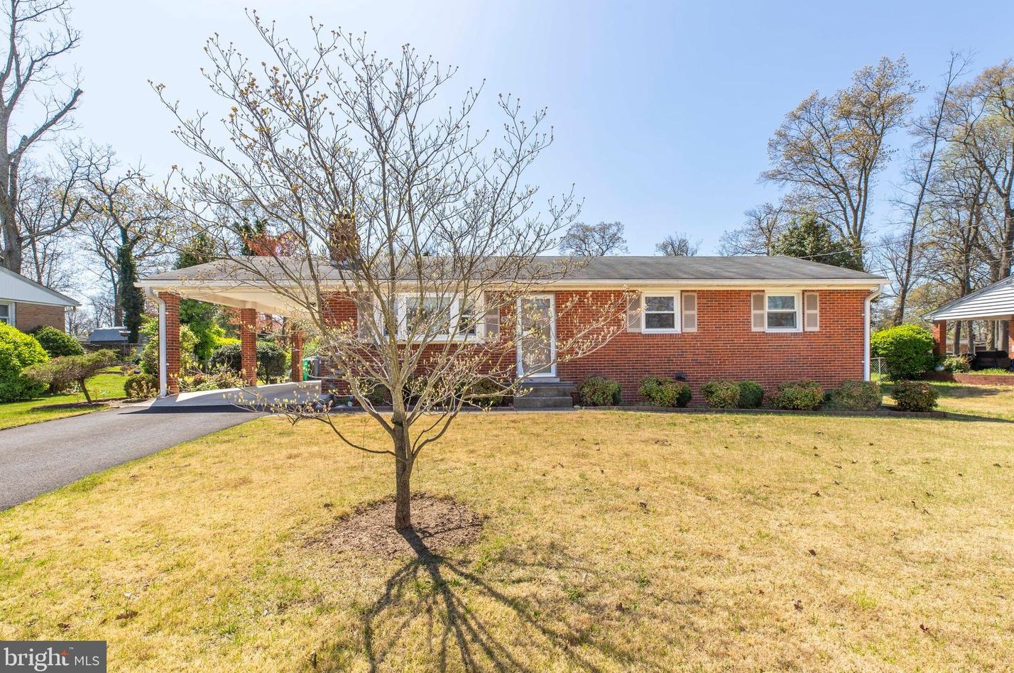 5705 Spruce Dr, Clinton, MD 20735