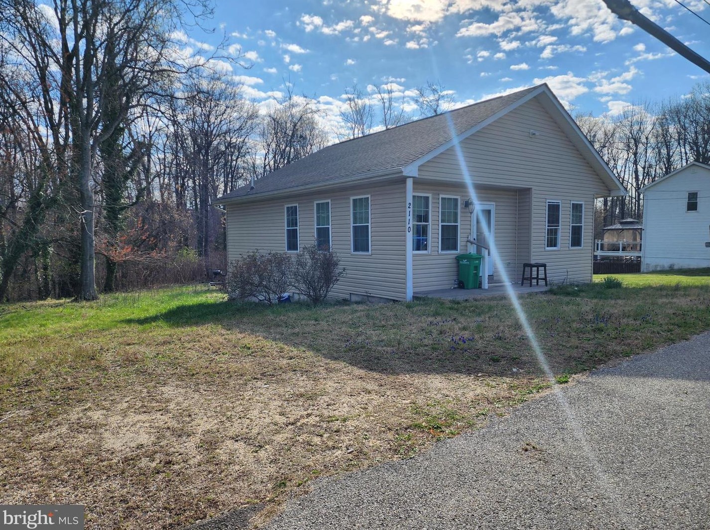 2110 Dupont Ave, Suitland, MD 20746