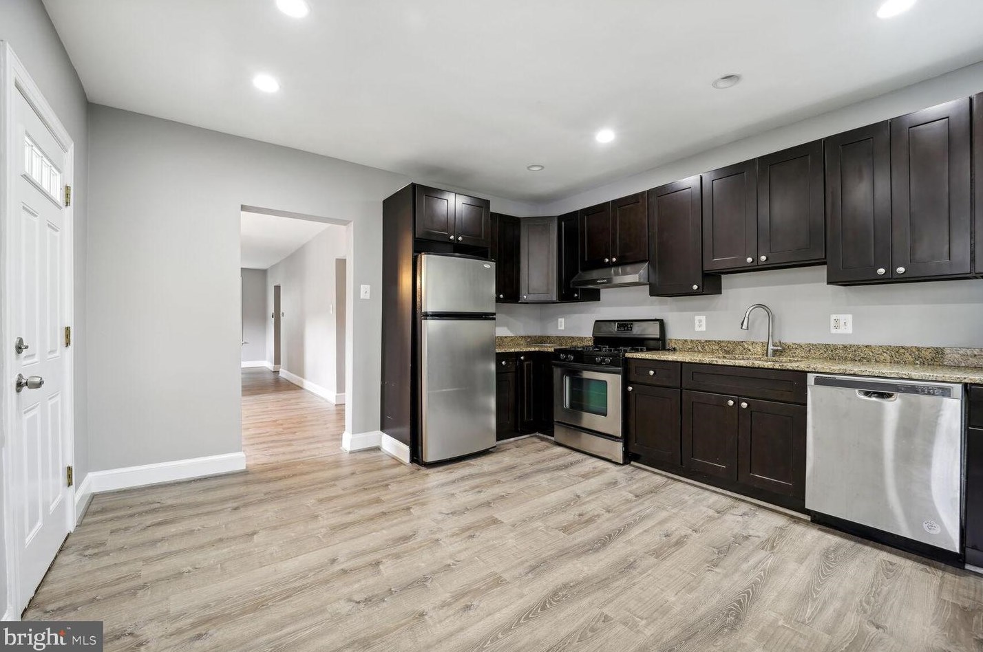 511 70 St, Capitol Heights MD 20743-2240 exterior