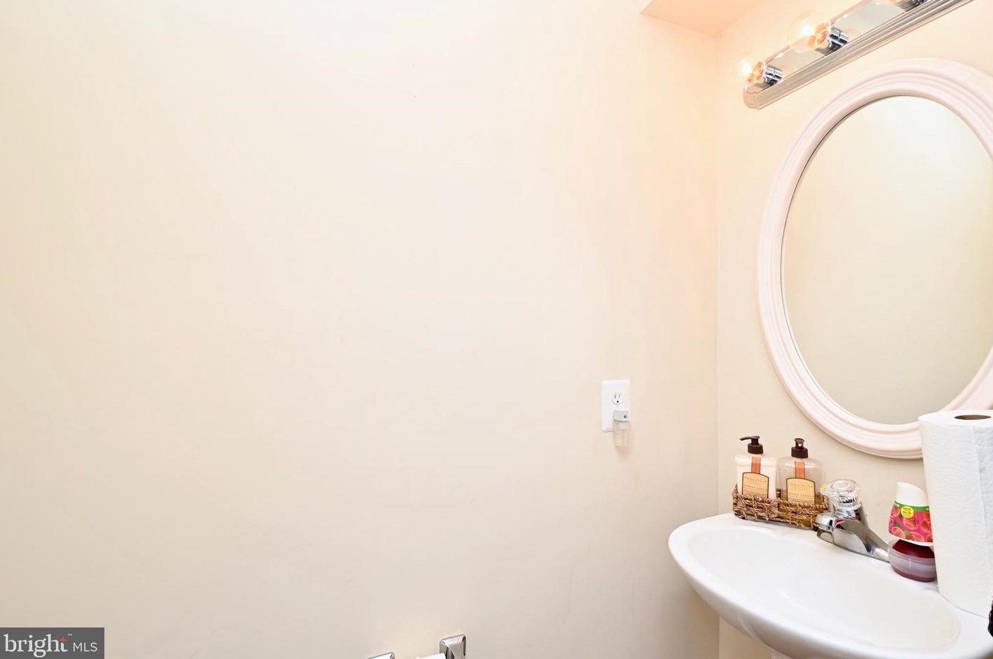 505 Balboa Ave, Capitol Heights MD  20743-2804 exterior