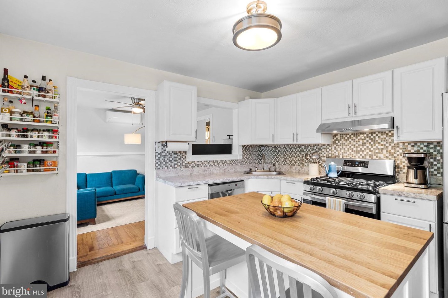 6807 10 Ave, Silver Spring MD 20912-5940 exterior