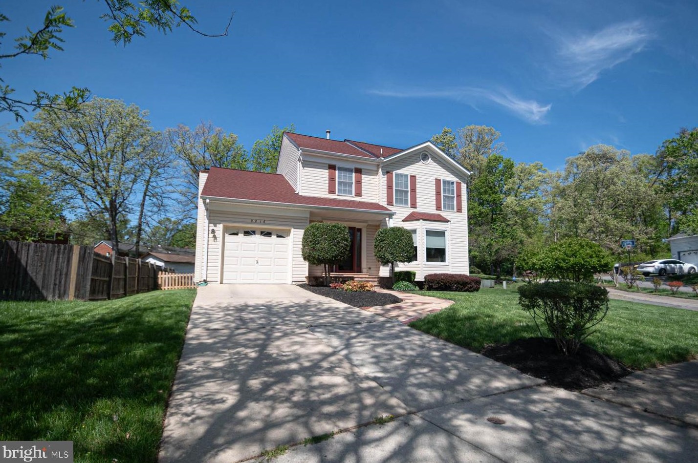 9816 Woodberry St, Lanham, MD 20706