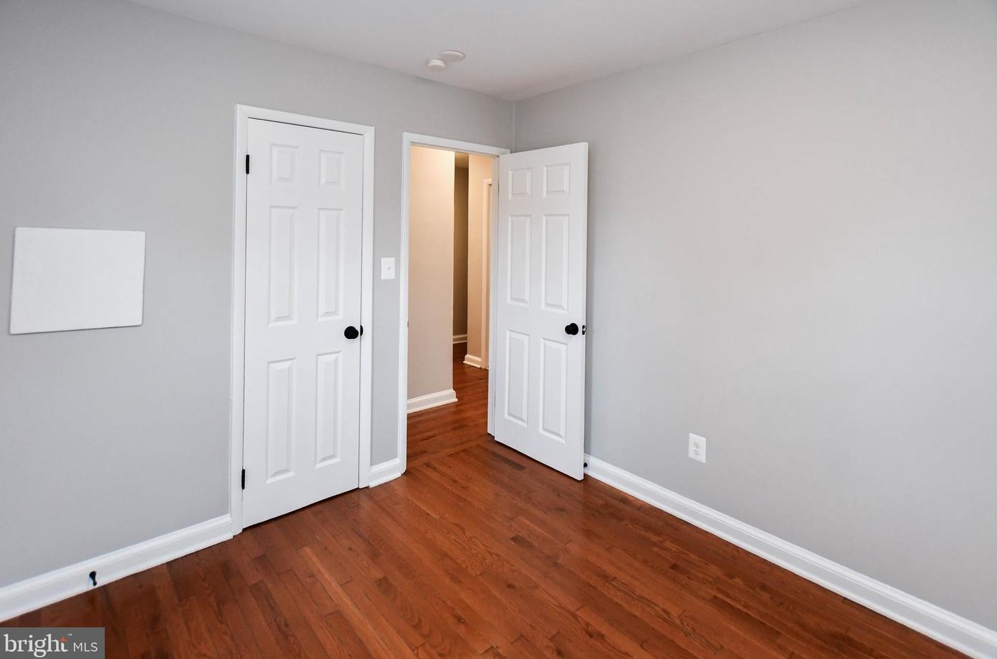 5524 Addison Rd, Capitol Heights MD  20743-1676 exterior