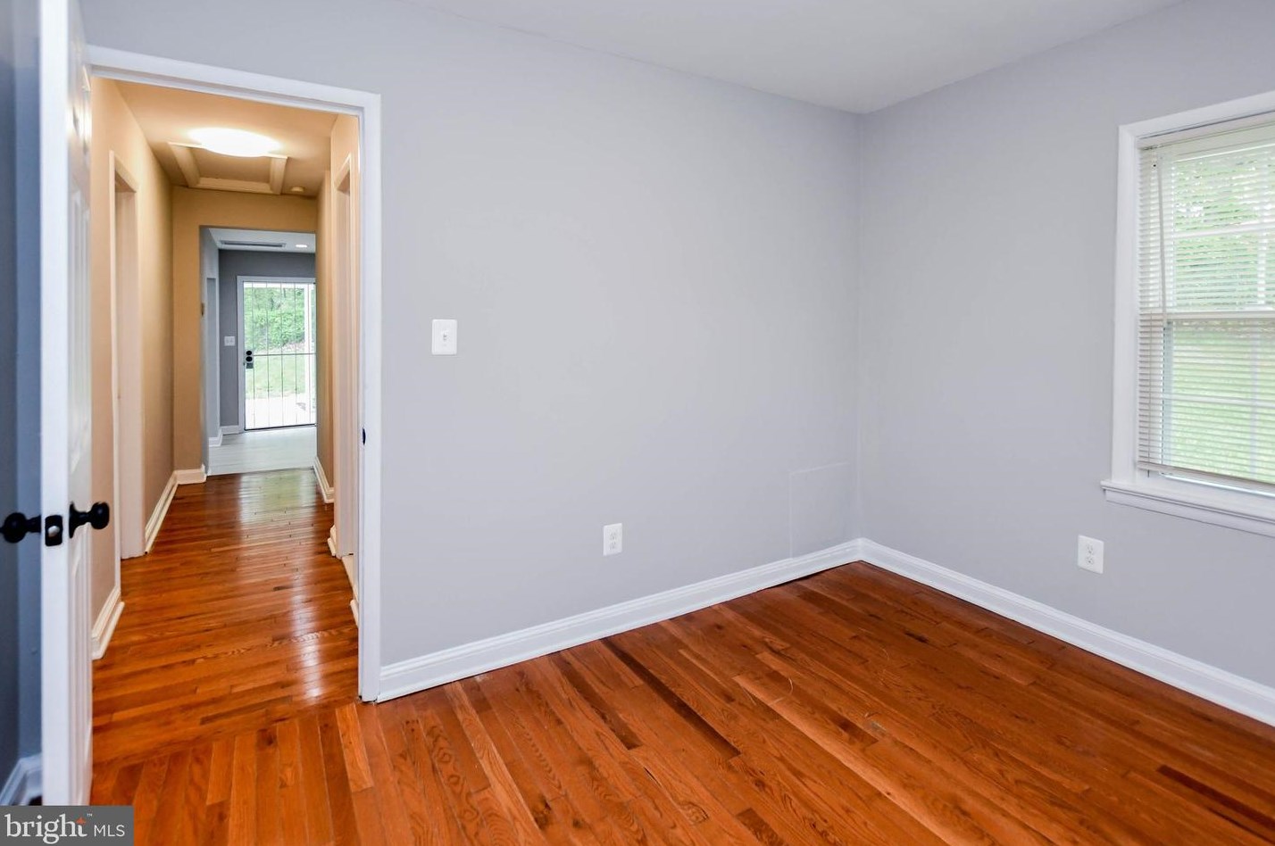 5524 Addison Rd, Capitol Heights MD  20743-1676 exterior