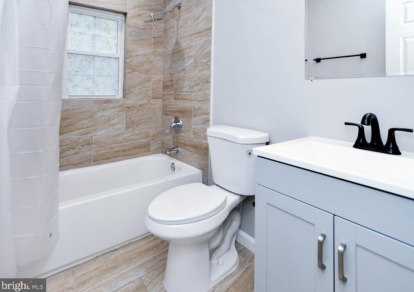 5524 Addison Rd, Capitol Heights MD  20743-1676 exterior