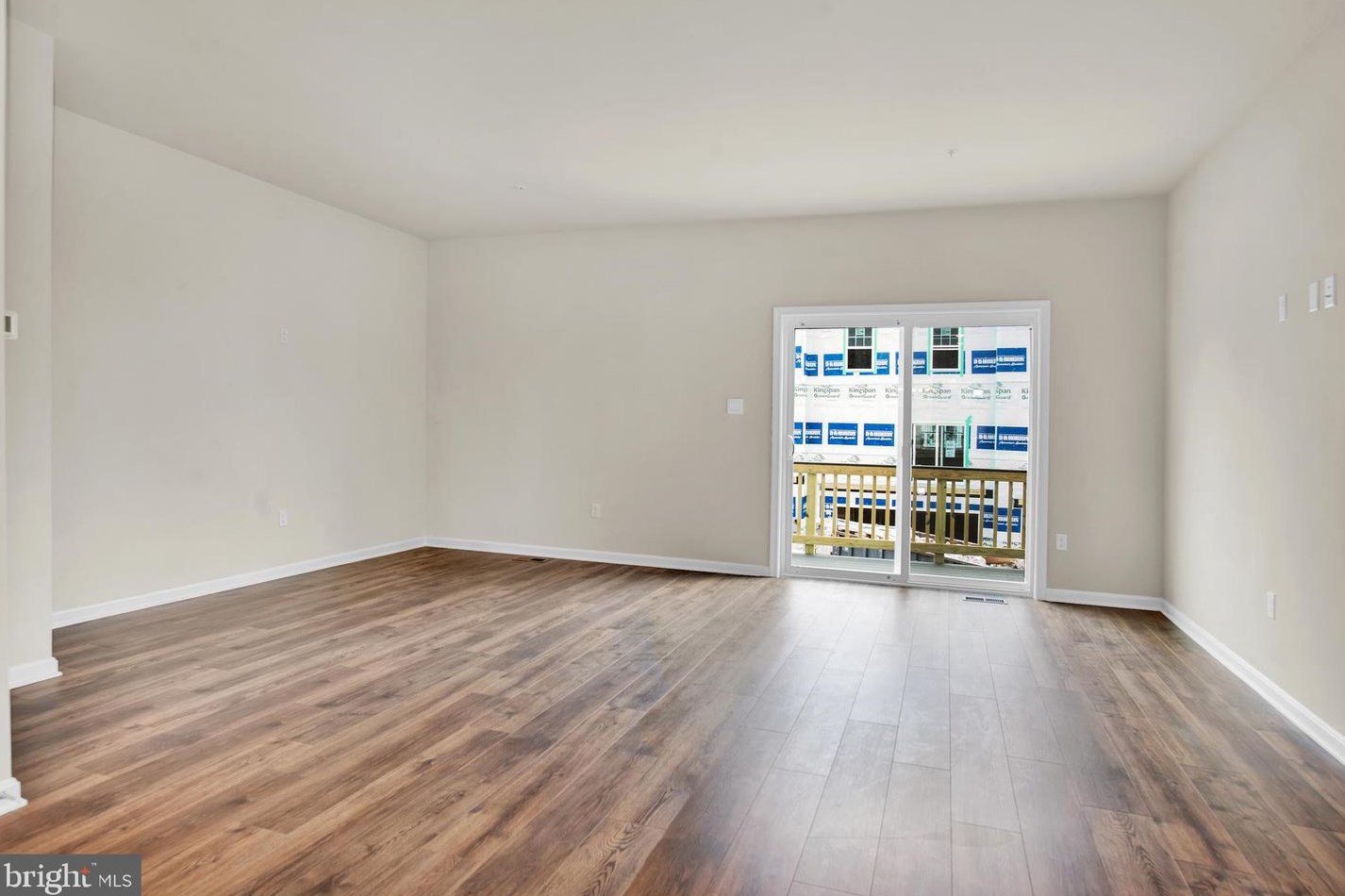 8837 Mimosa Ave, Clinton MD 20735-2642 exterior