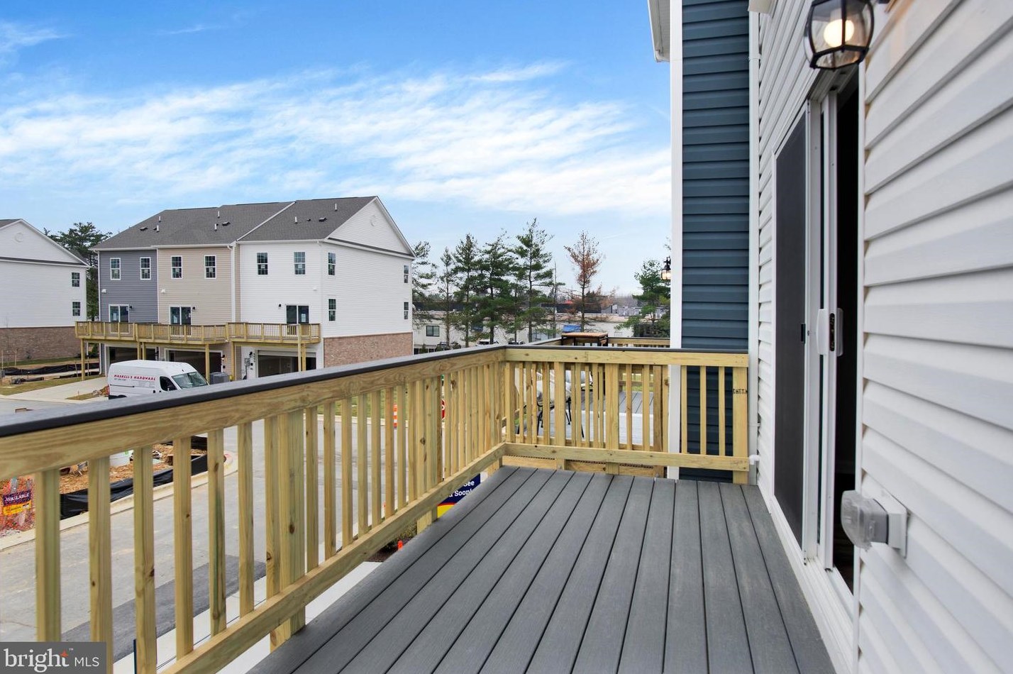 8837 Mimosa Ave, Clinton MD 20735-2642 exterior