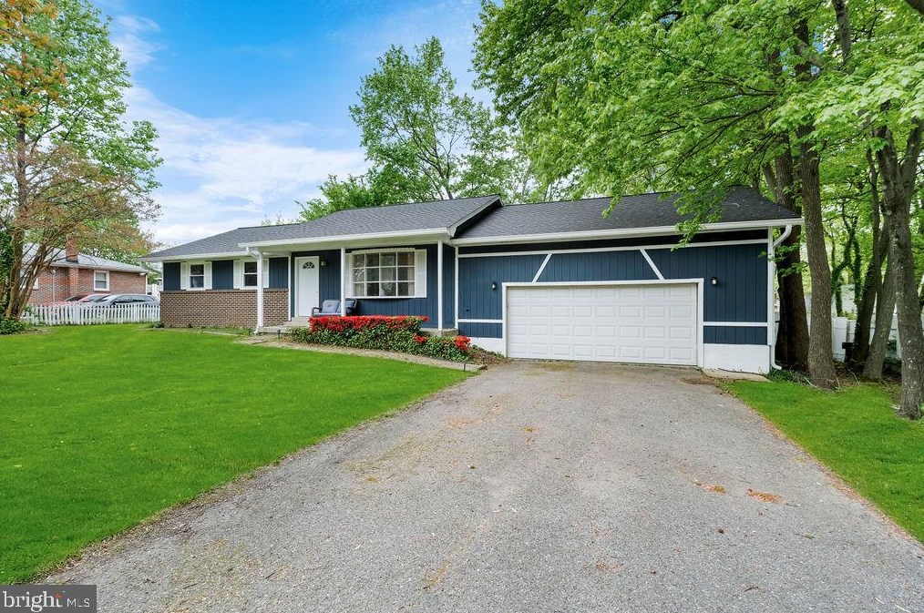 9115 4th St, Lanham, MD 20706