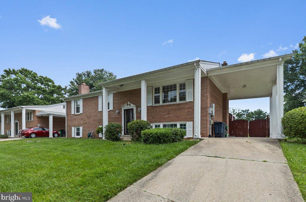 5703 Plata St, Clinton, MD 20735