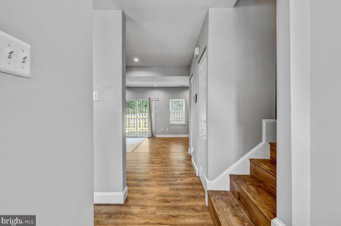 5719 Falkland Pl, Capitol Heights, MD 20743-4247