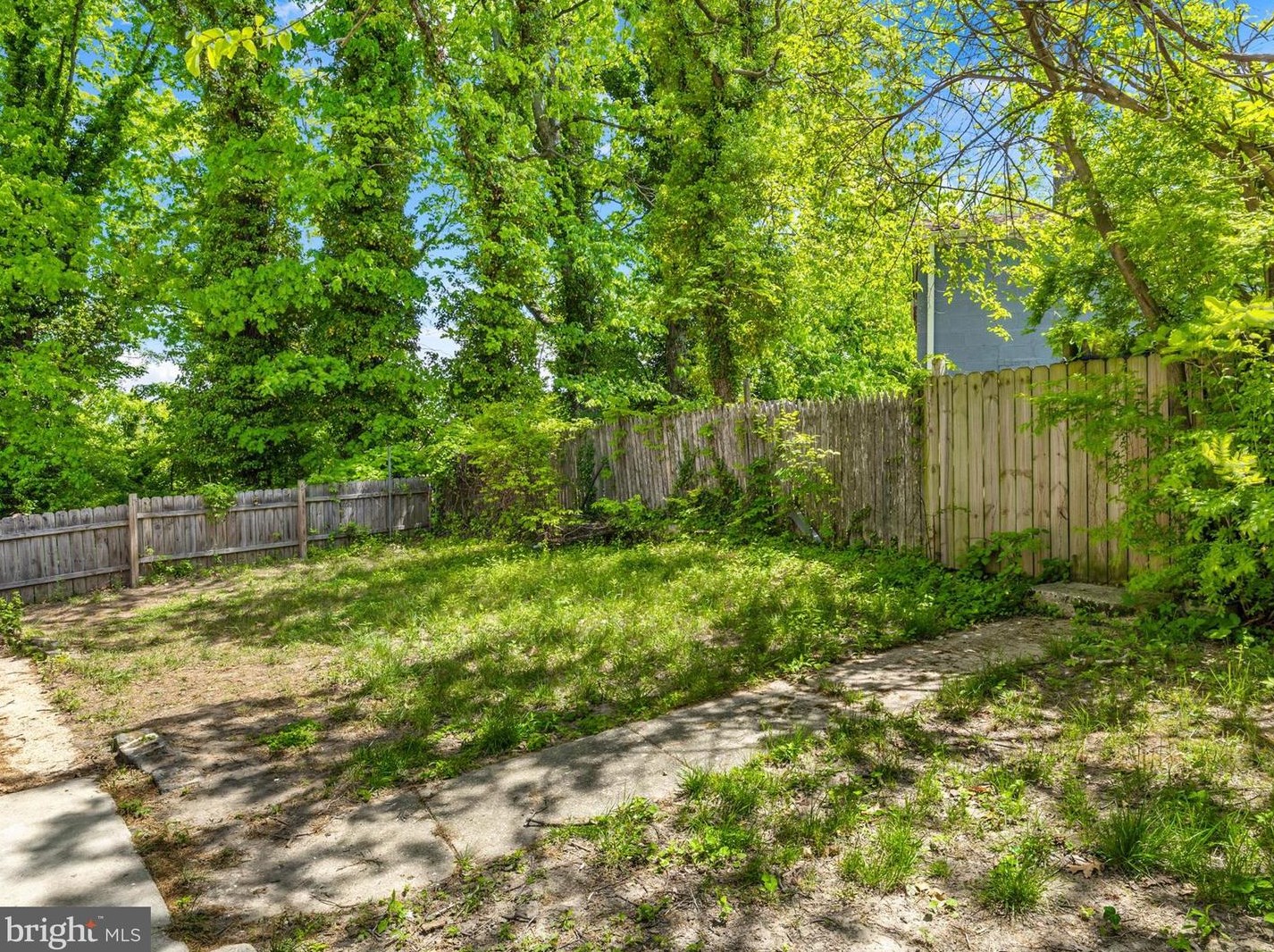 4615 Southern Ave, Capitol Heights MD 20743-5188 exterior