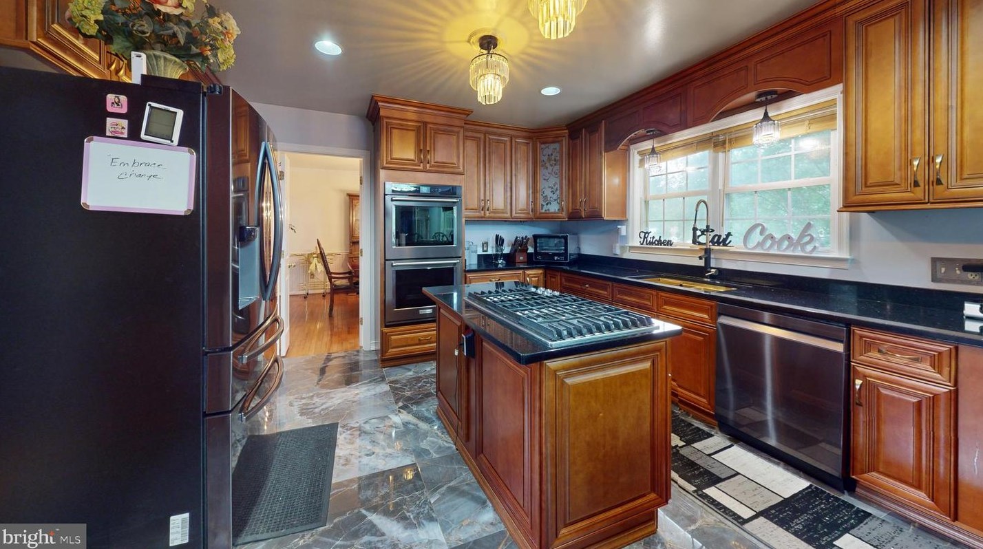 2113 Alleva Ct, Accokeek MD 20607-3254 exterior