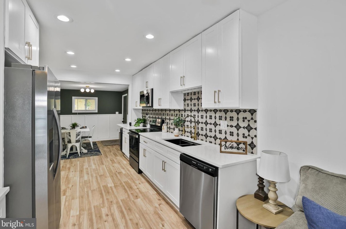 5818 Crown St, Capitol Heights MD 20743-2005 exterior