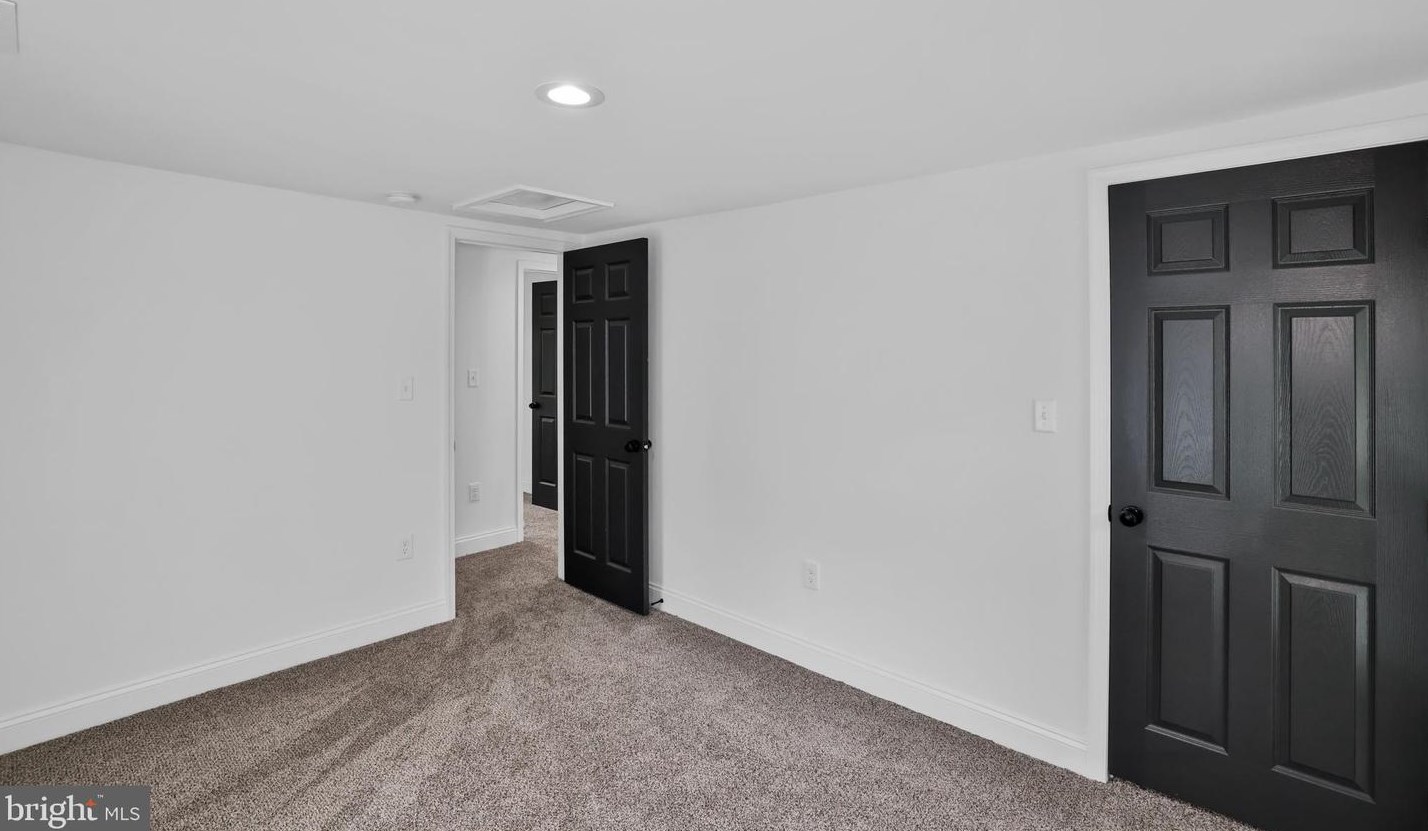 5818 Crown St, Capitol Heights MD 20743-2005 exterior