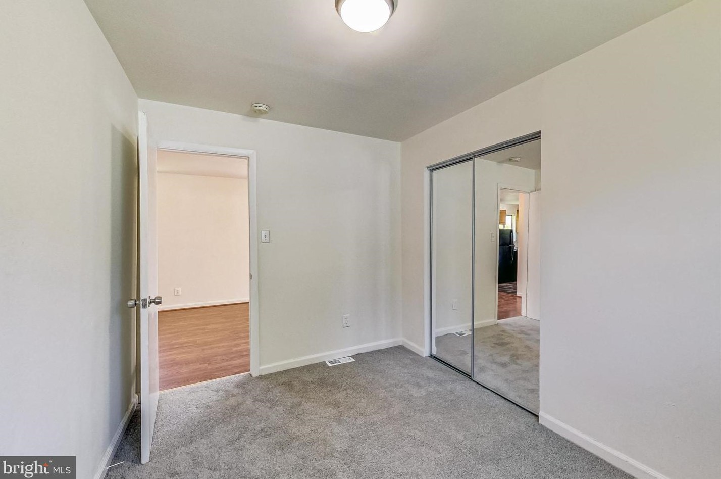 1011 Iago Ave, Capitol Heights MD 20743-3916 exterior