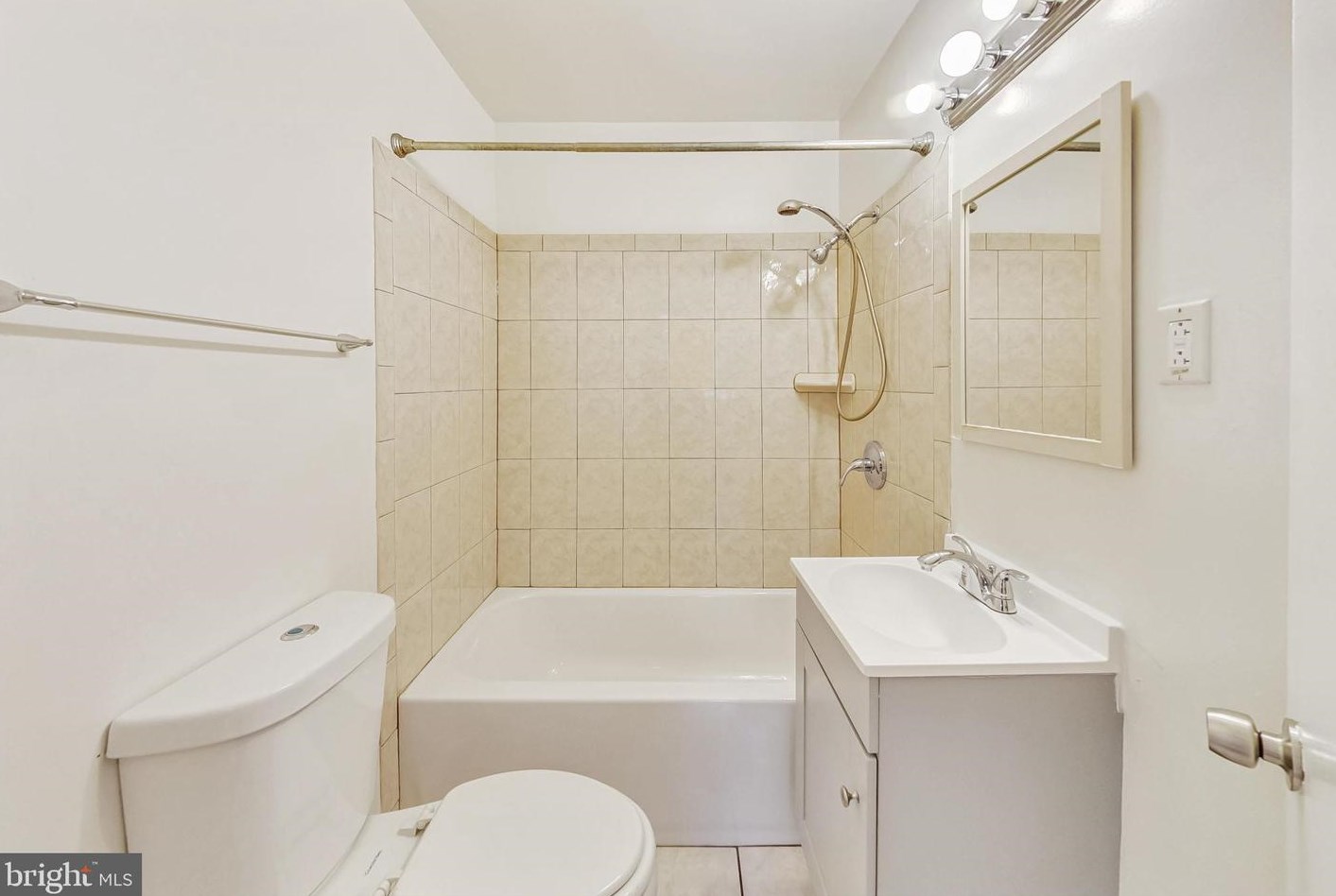 1011 Iago Ave, Capitol Heights MD 20743-3916 exterior