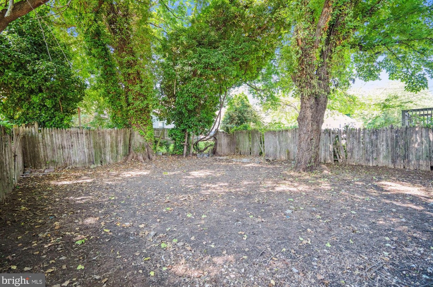 5027 Fable St, Capitol Heights MD 20743-4020 exterior