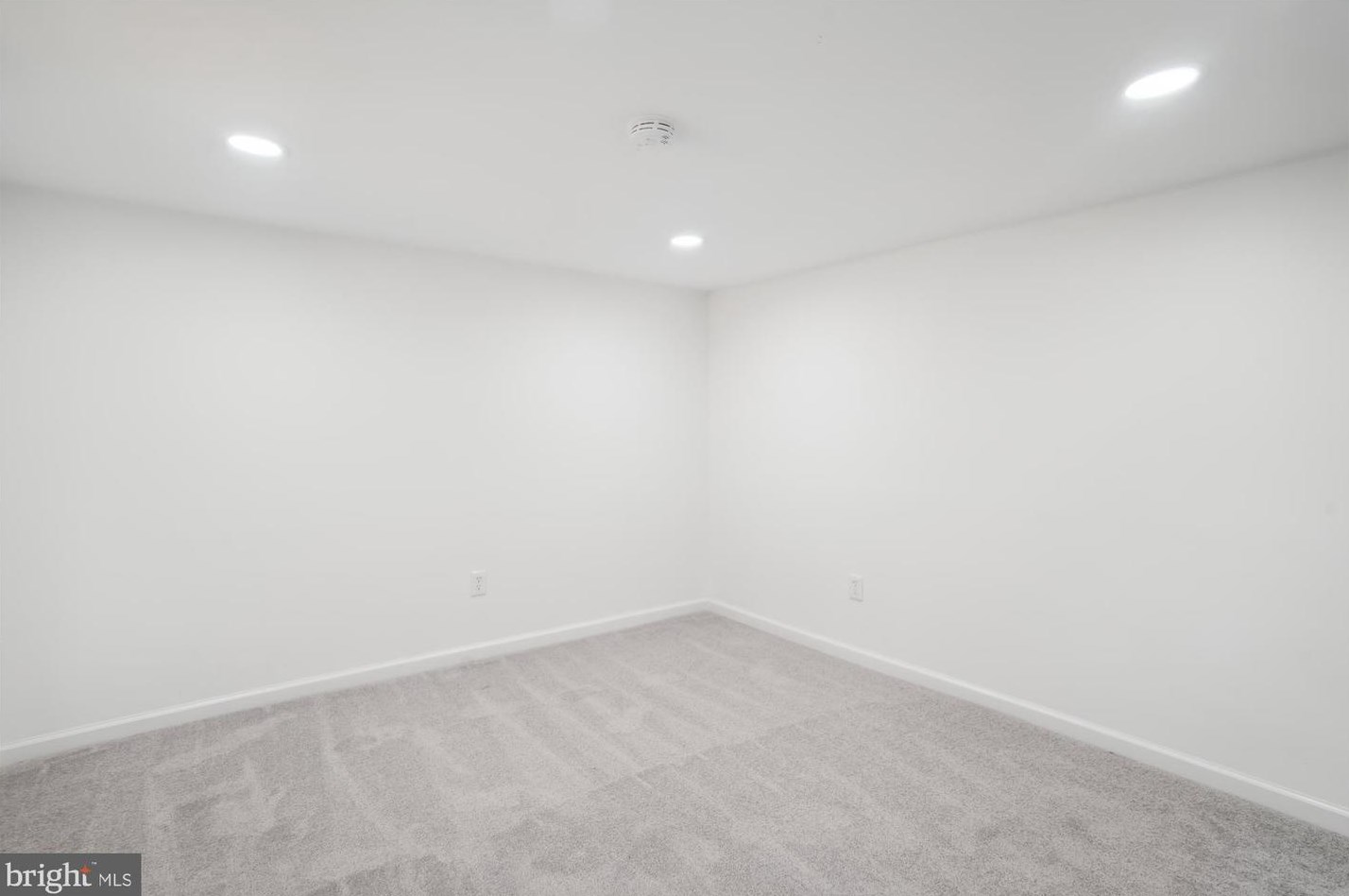 5027 Fable St, Capitol Heights MD 20743-4020 exterior