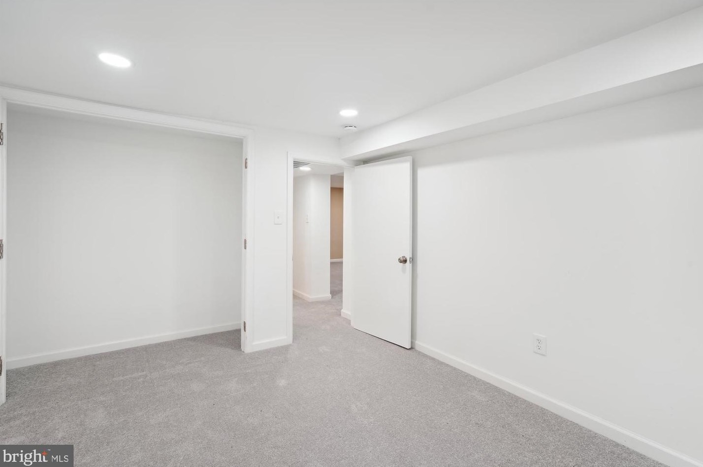 5027 Fable St, Capitol Heights MD 20743-4020 exterior