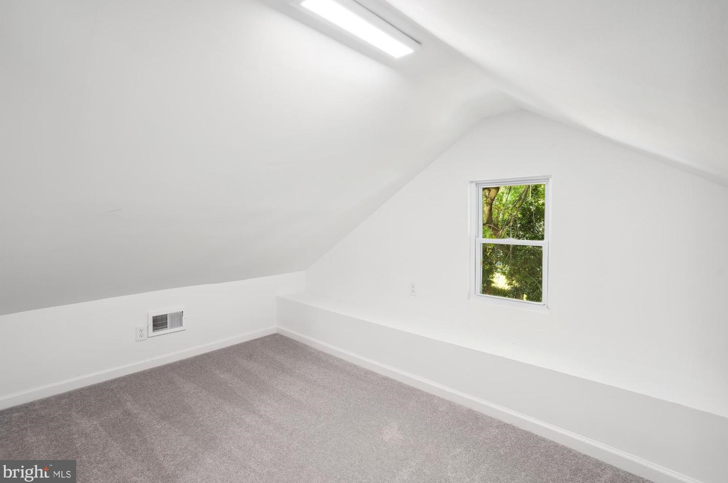 5027 Fable St, Capitol Heights MD 20743-4020 exterior