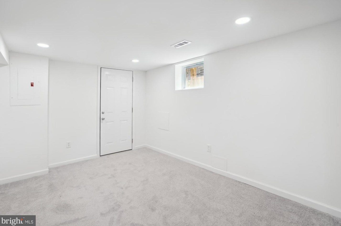 5027 Fable St, Capitol Heights MD 20743-4020 exterior