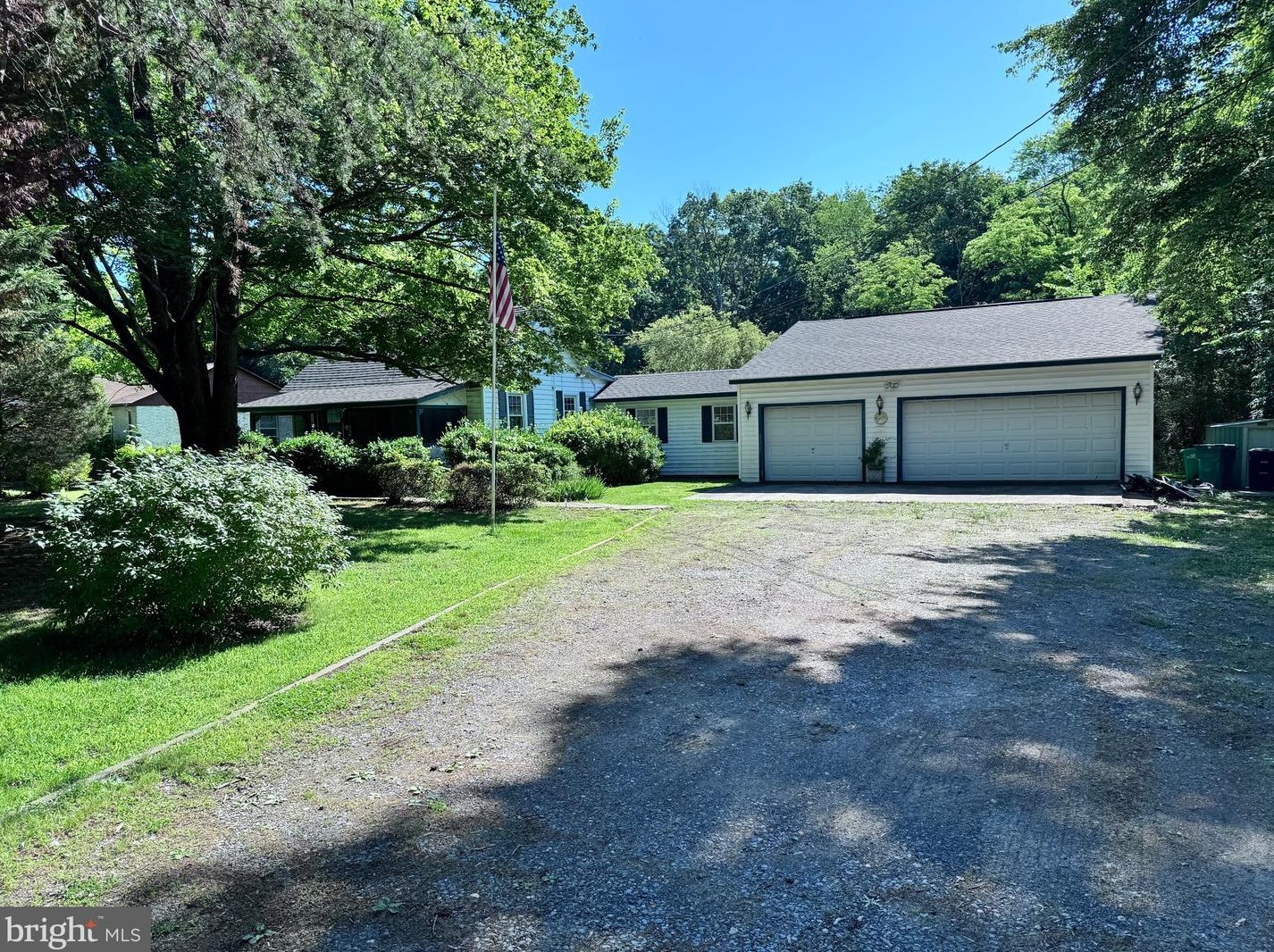 16202 Bealle Hill Rd, Waldorf, MD 20601