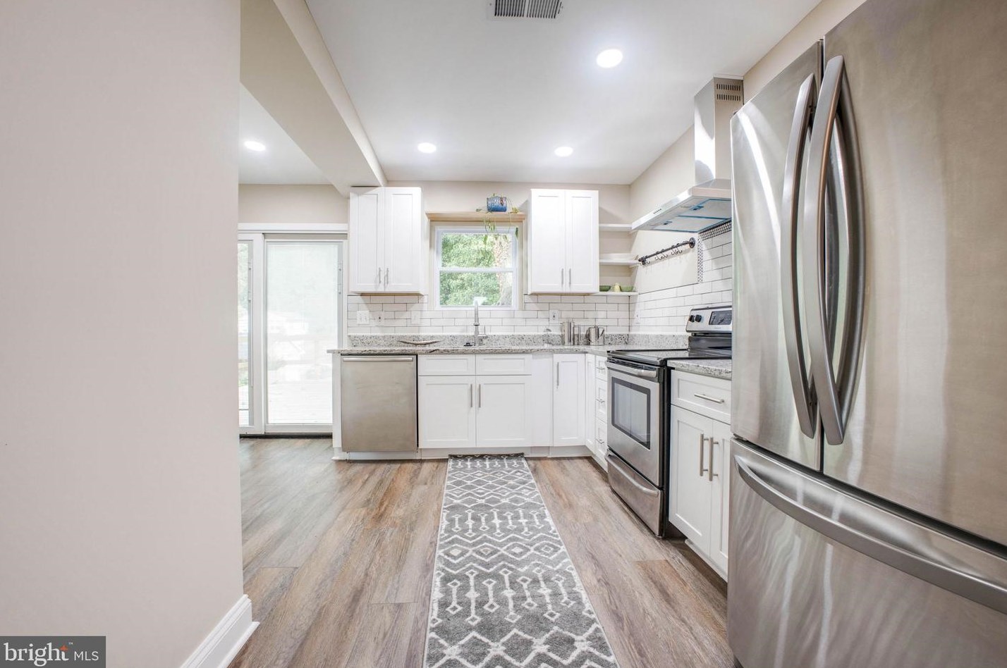 612 Drum Ave, Capitol Heights MD 20743-3950 exterior