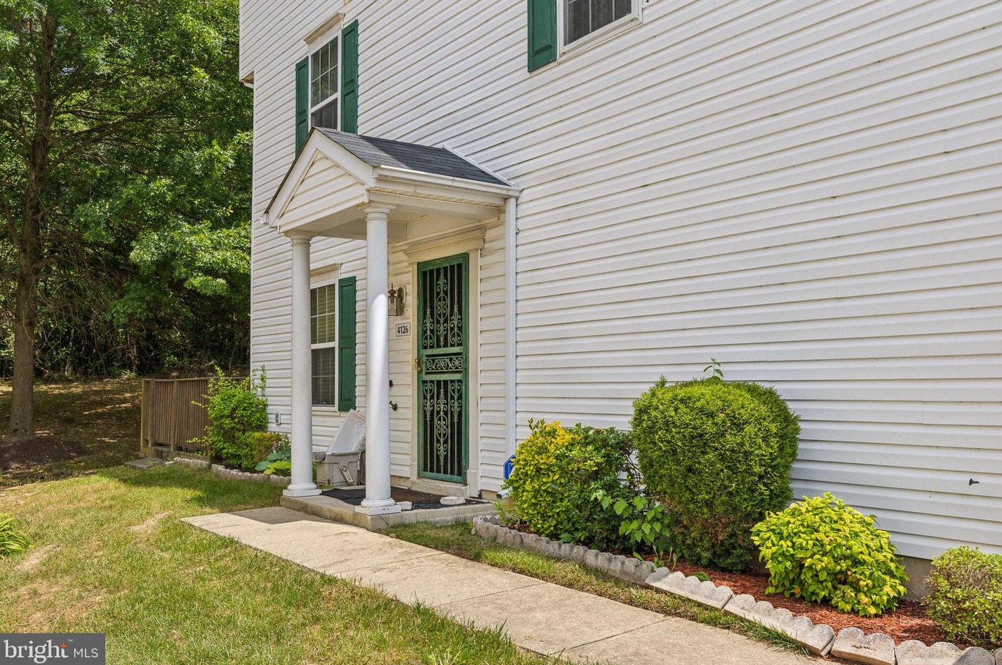 4126 Candy Apple Ln, Suitland, MD 20746-3019