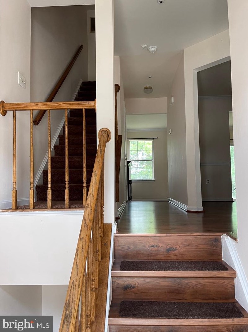 12469 Old Colony Dr, Upper Marlboro, MD 20772-5071