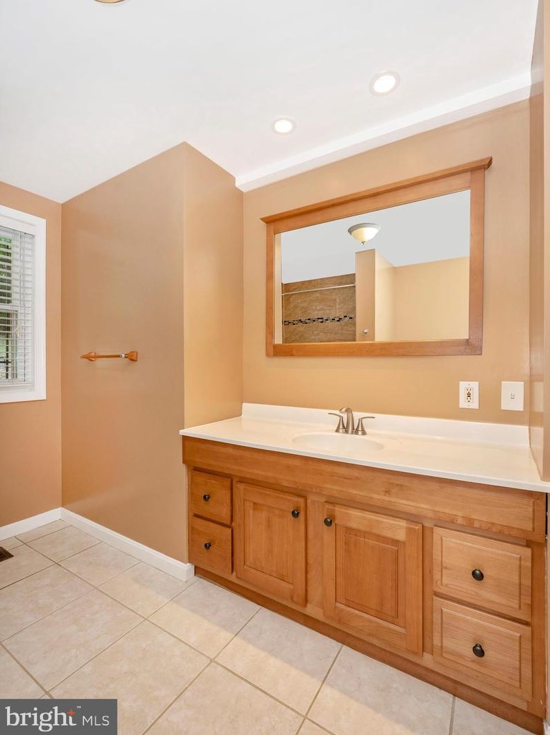 630 Capitol Heights Blvd, Capitol Heights MD  20743-2901 exterior