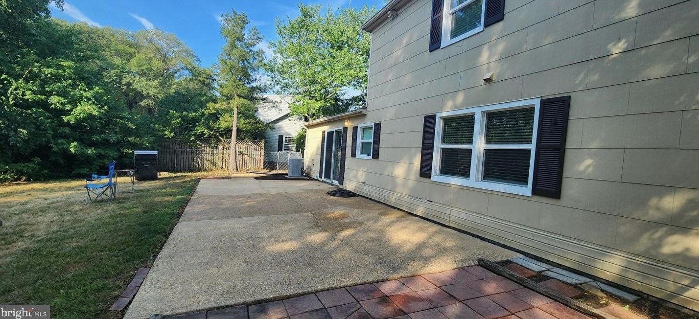 12203 Mt Pleasant Dr, Laurel, MD 20708