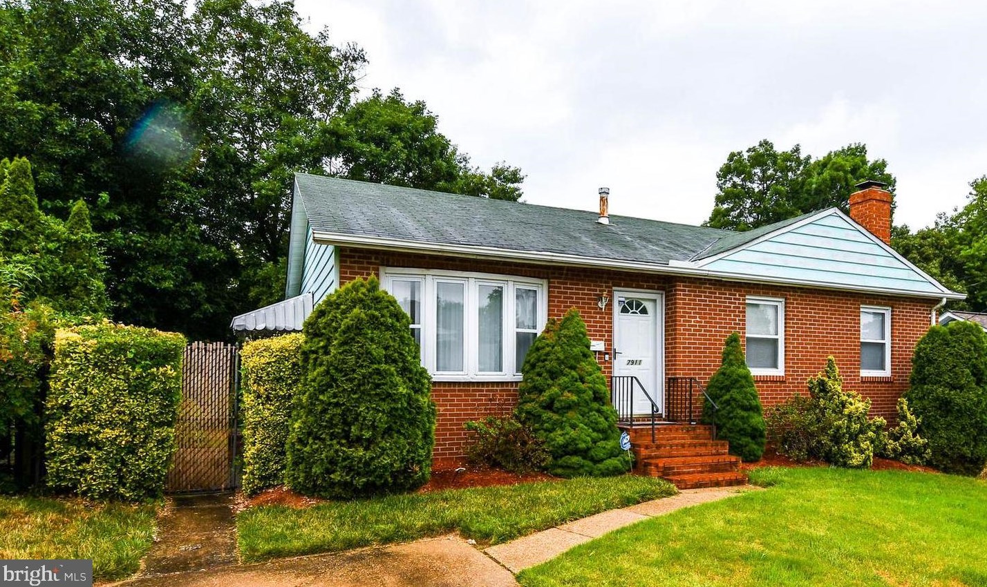 7911 Polk St, Lanham, MD 20706