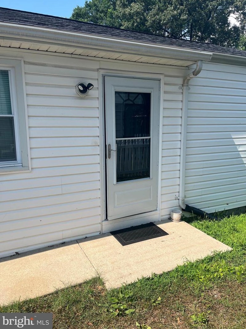 1509 4th St, Lanham, MD 20706