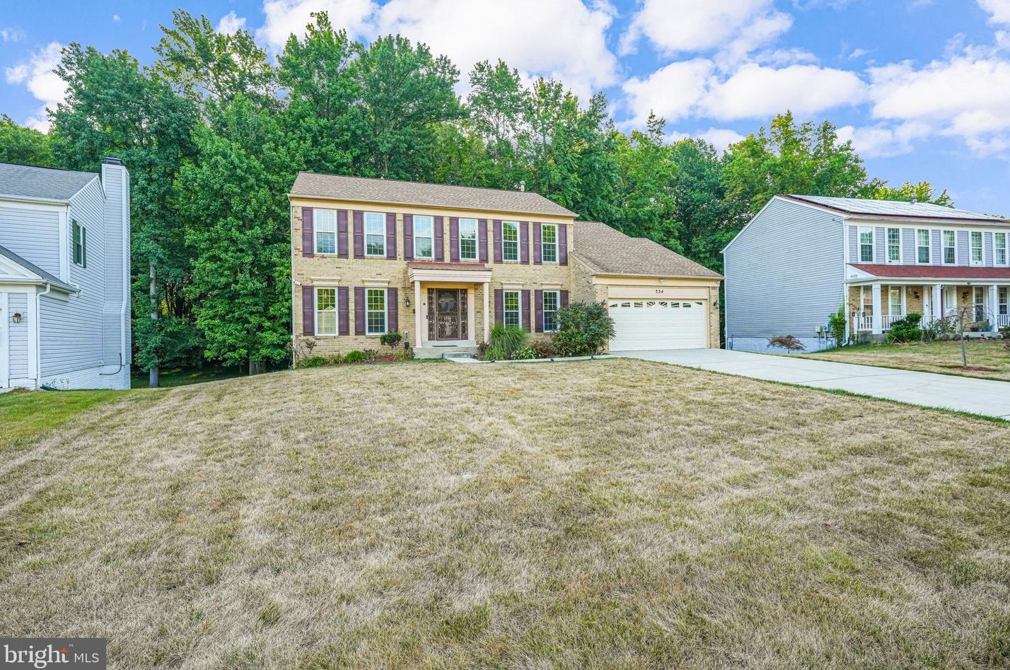 724 Chatsworth Dr, Accokeek, MD 20607