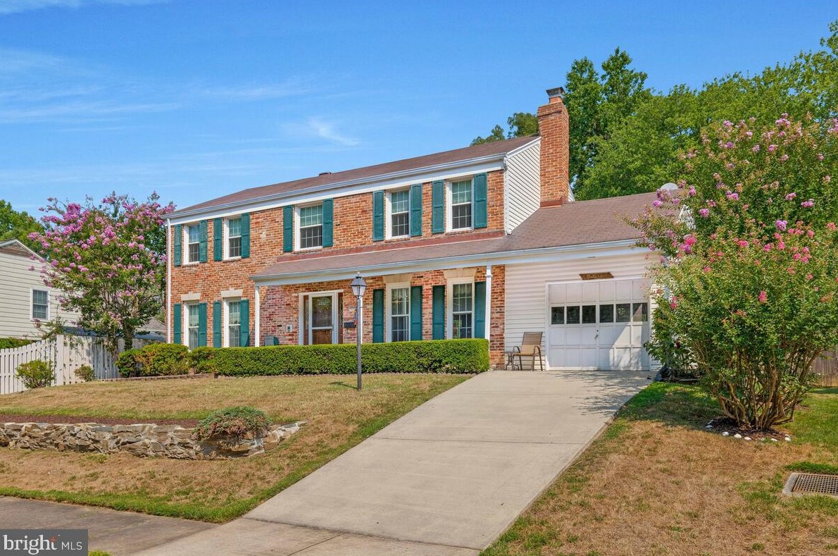 8402 Magnolia Dr, Lanham, MD 20706