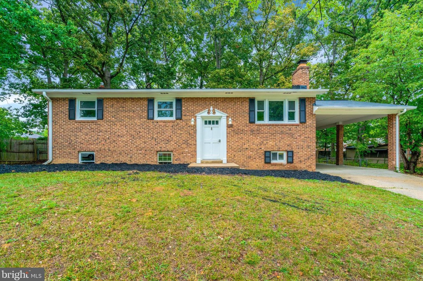 1104 Alhambra Ave, Accokeek, MD 20607
